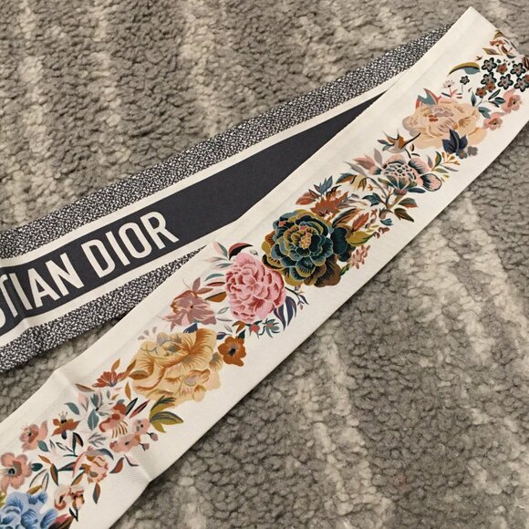 Dioriviera Toile de Jouy Palms Mitzah Scarf Celestial Blue and White Silk Twill - Picture 4 of 5